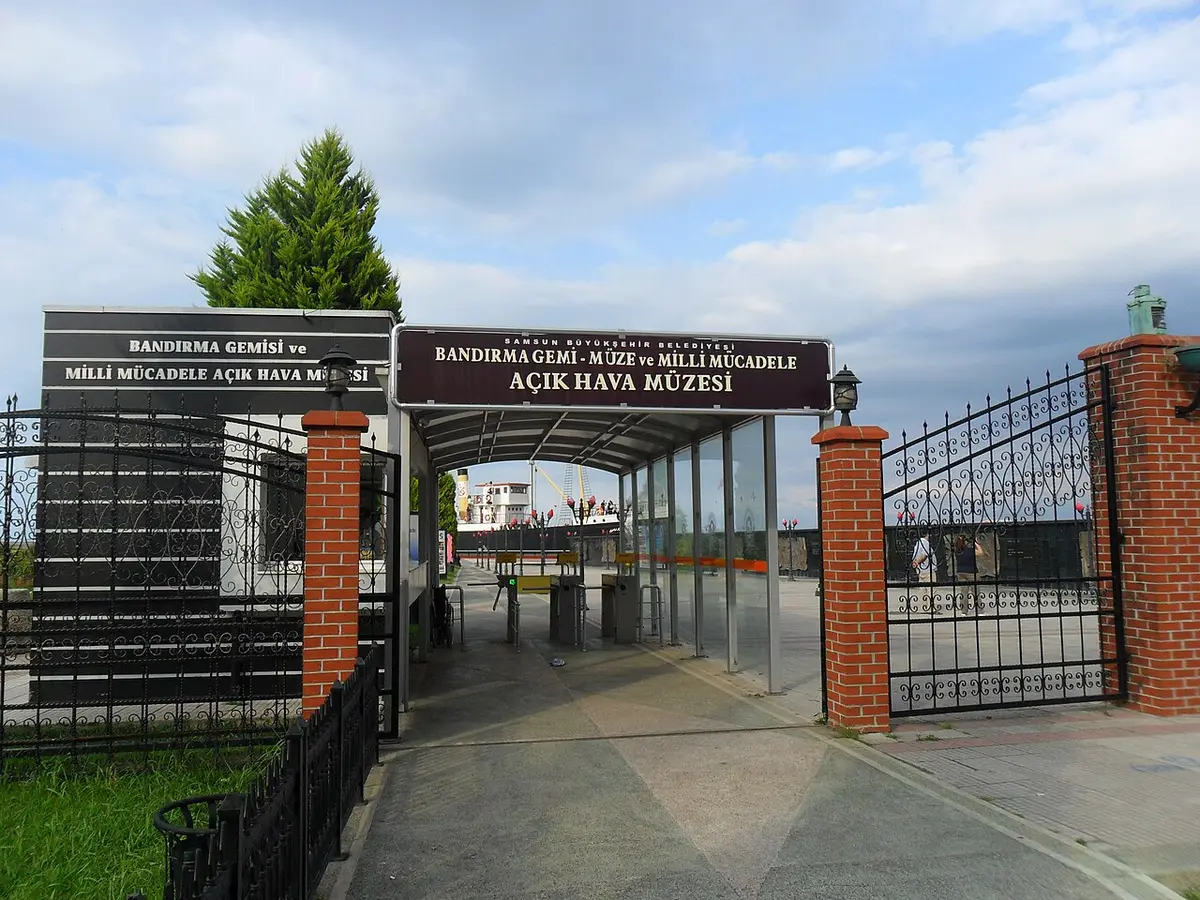 Bandırma Vapuru ve Millî Mücadele Parkı Açık Hava Müzesi