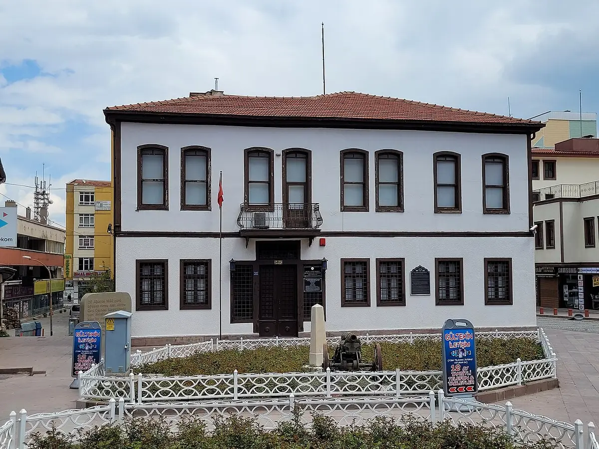 Batı Cephesi Karargahı Museum