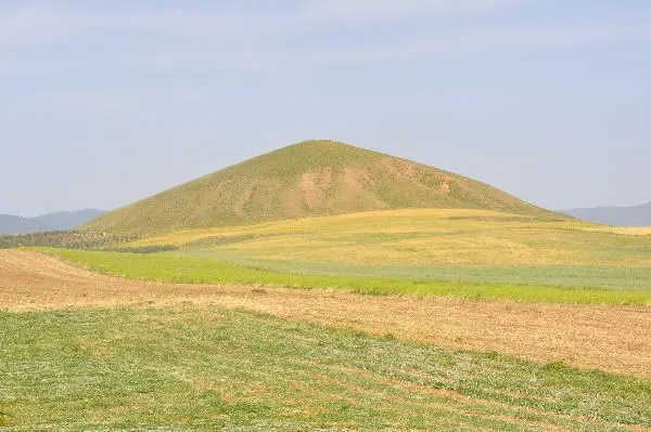 Bin Tepe Lidya Tümülüsleri