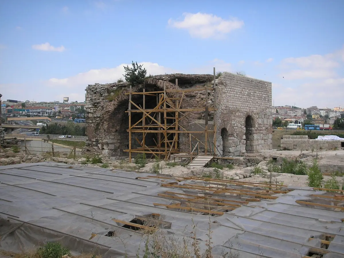 Blaherne Sarayı