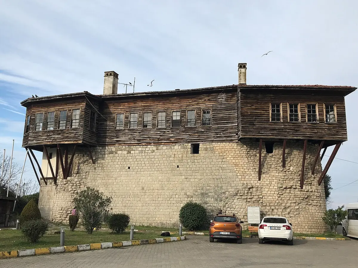 Bolaman Kalesi