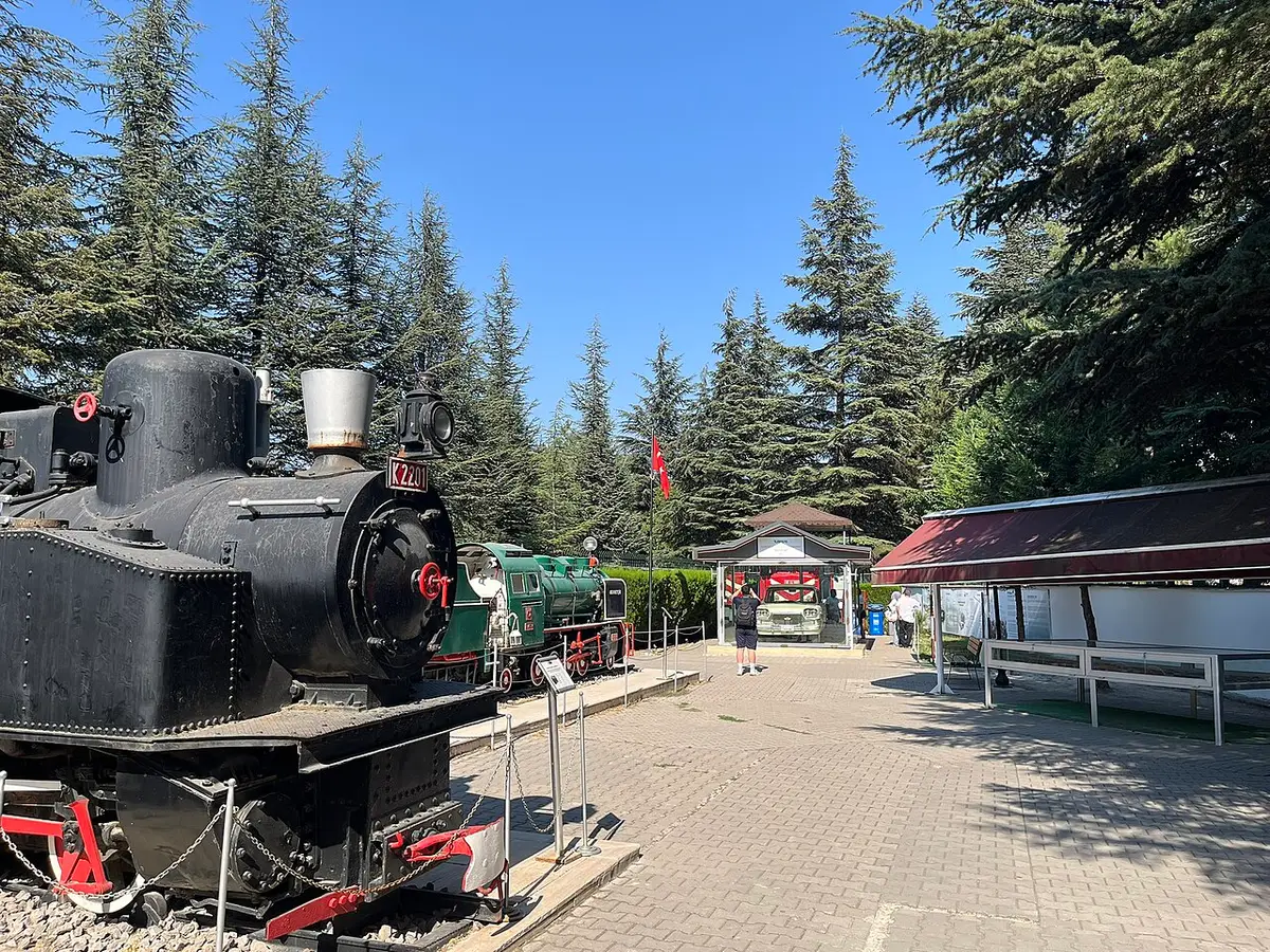 TÜRASAŞ Devrim Cars Museum